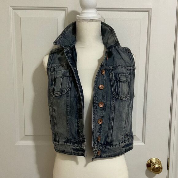 Express denim vest button front sleeveless jacket, size women’s M - Picture 1 of 8